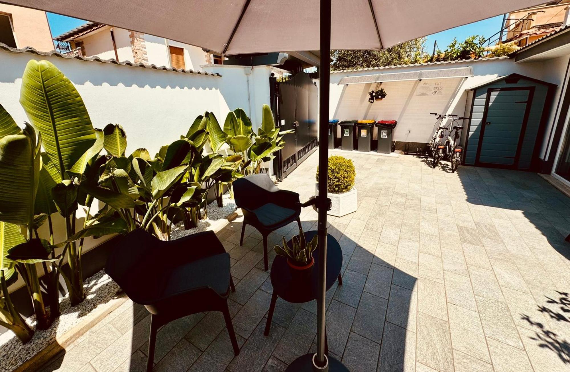 Kalaso Design Guest House - Rome Airport Fiumicino Exteriör bild